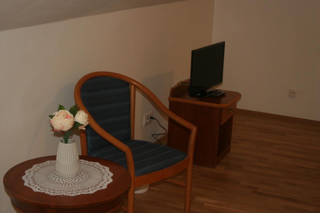 Art Star Hotel Hostivice Exterior foto
